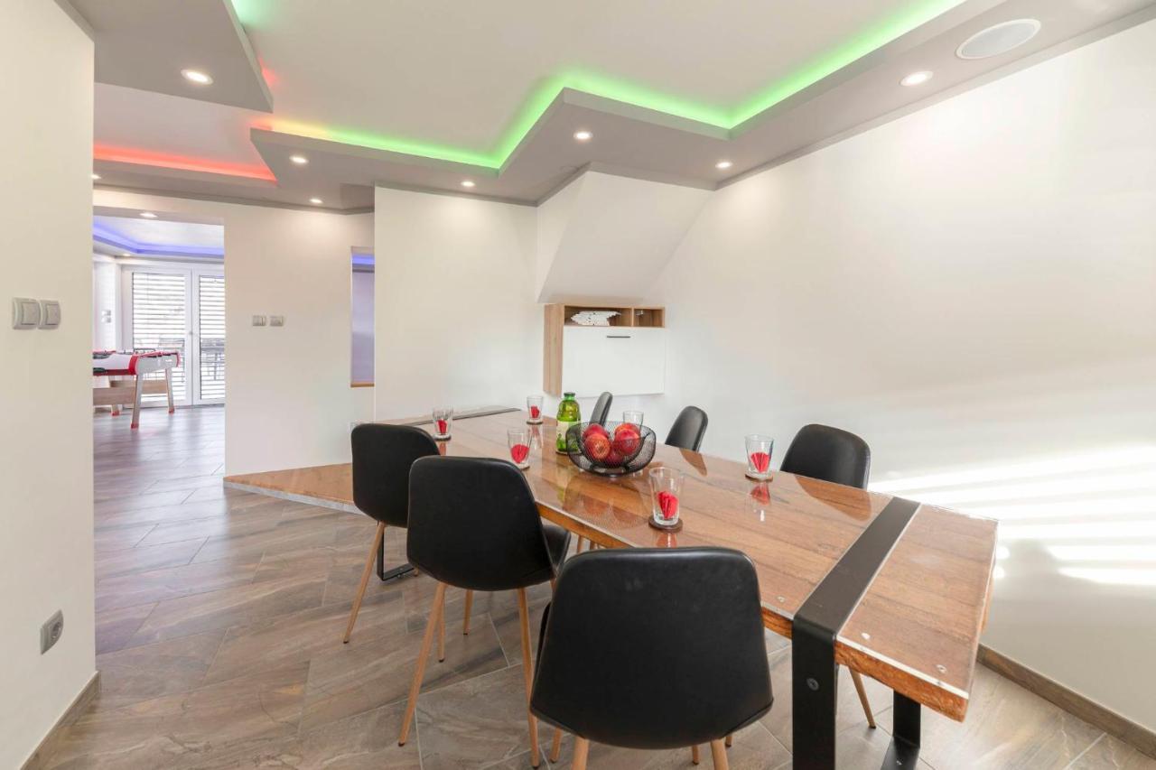 Holiday House Vikend Polzela ภายนอก รูปภาพ