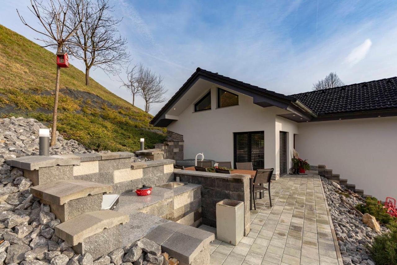 Holiday House Vikend Polzela ภายนอก รูปภาพ